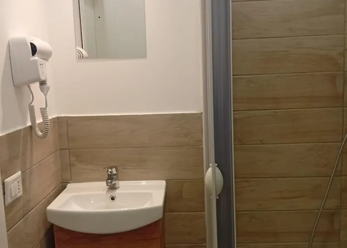 E Rosaroll 3* Неаполь