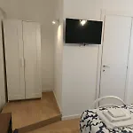 بيت ضيافة E Rosaroll 3*