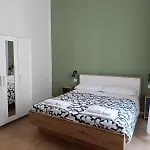 E Rosaroll نابولي