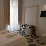 E Rosaroll نابولي