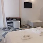 E Rosaroll بيت ضيافة