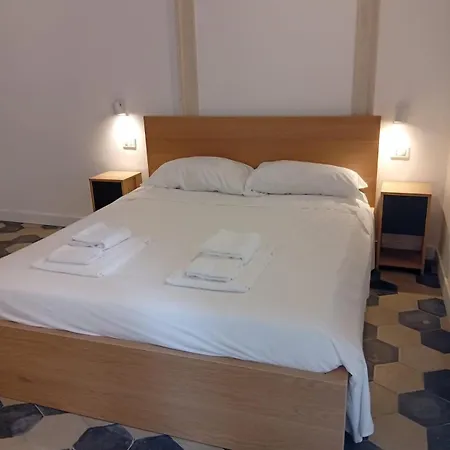 بيت ضيافة E Rosaroll 3*