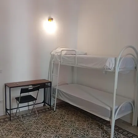 بيت ضيافة E Rosaroll 3*