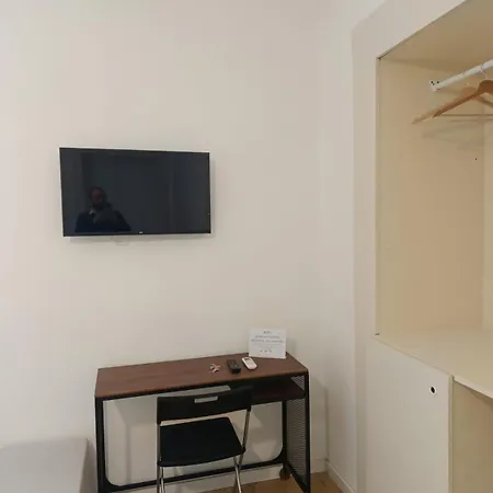 Pensjonat E Rosaroll Neapol