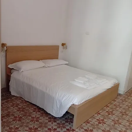 E Rosaroll Pensjonat