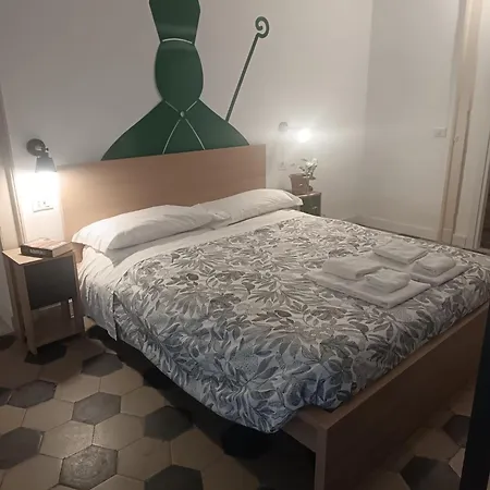E Rosaroll Nápoles